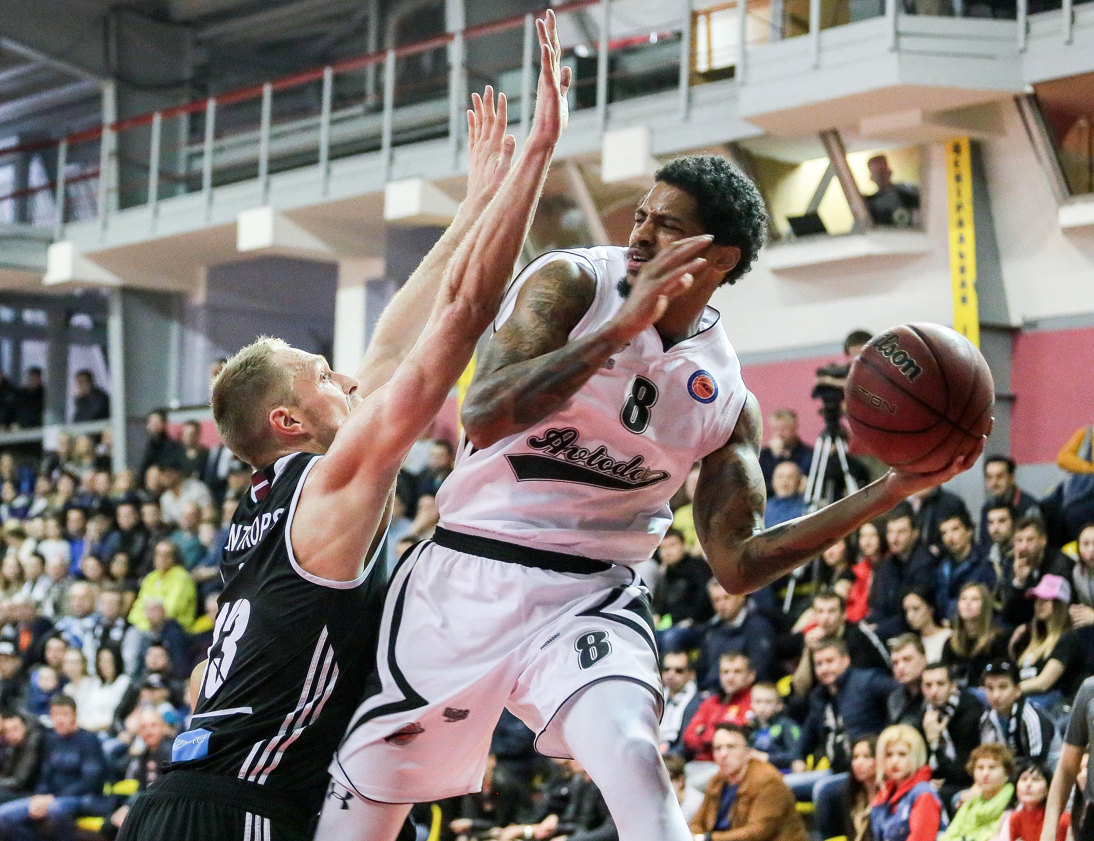 Watch: Avtodor vs. VEF Highlights