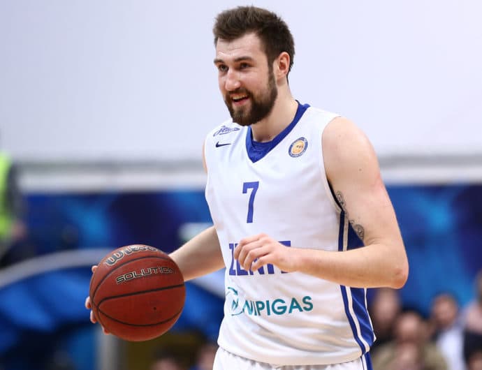 Sergey Karasev Stays In Zenit
