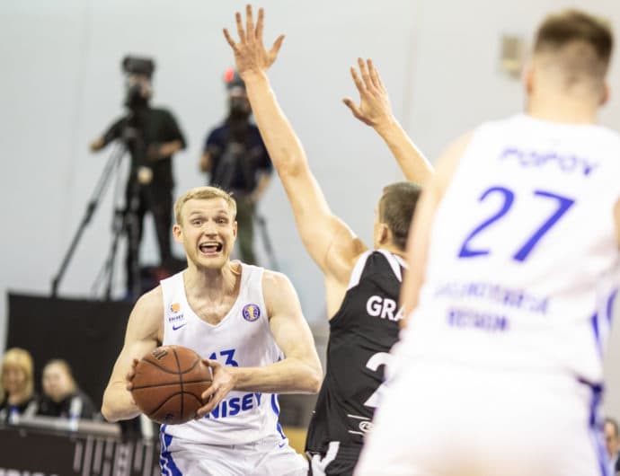 Enisey Slips By VEF, Now Tied For 9th