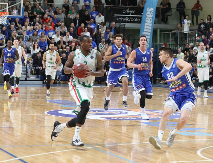 UNICS Catches Fire From Outside, Sweeps Kalev