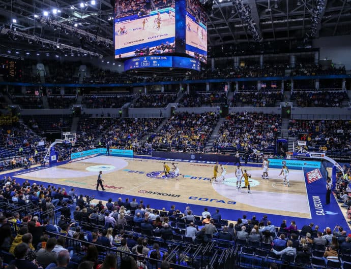 Show takes place on VTB-Arena, and Khimki gets a tough win. New season starts