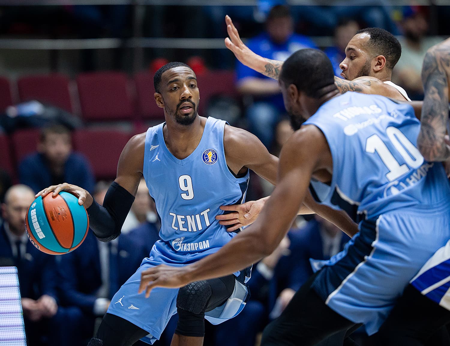 Zenit outplay Enisey to stop 4-games losing streak