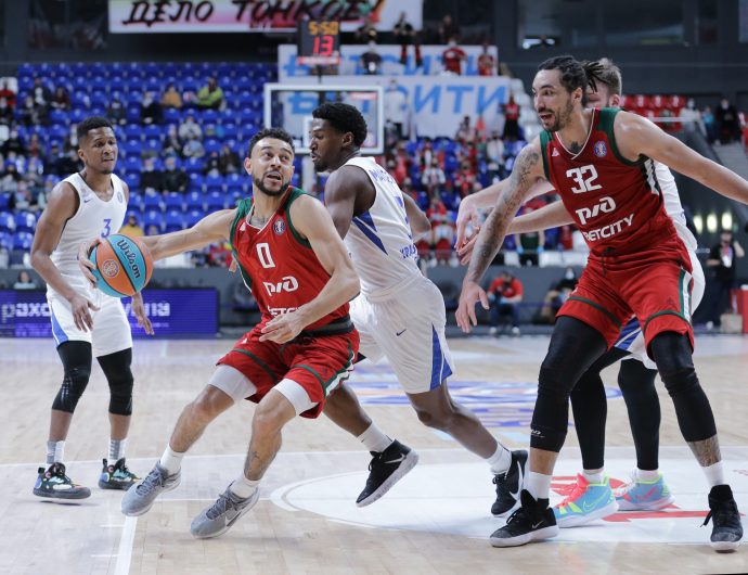 Loko beat Enisey and catch CSKA in number of wins