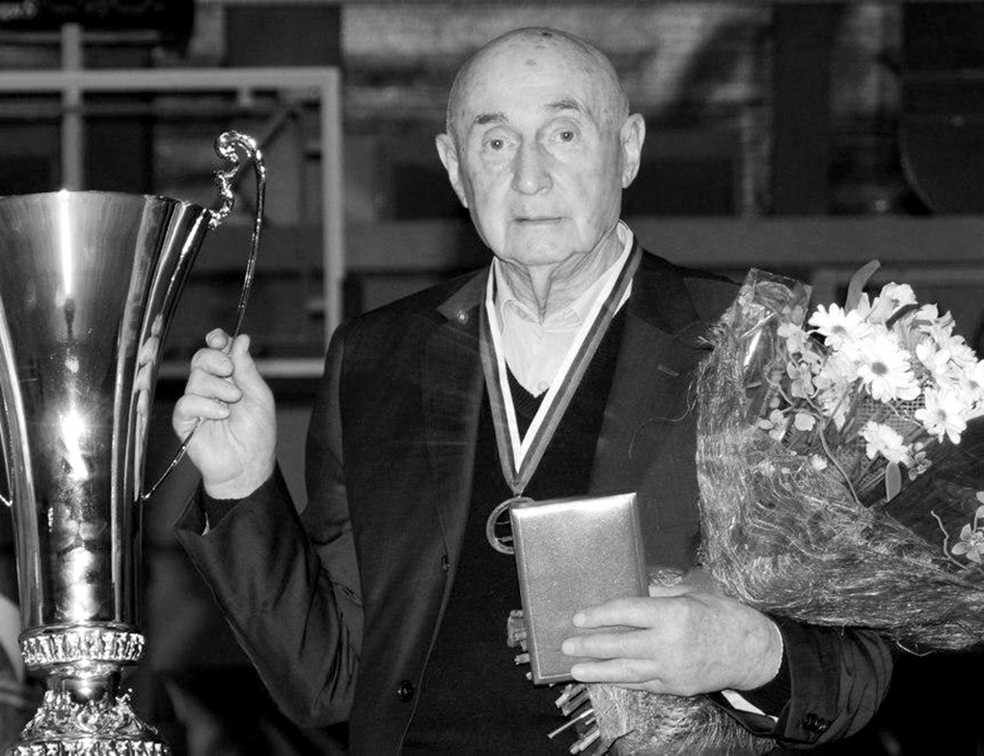 Легендарный тренер Давид Берлин скончался в возрасте 96 лет