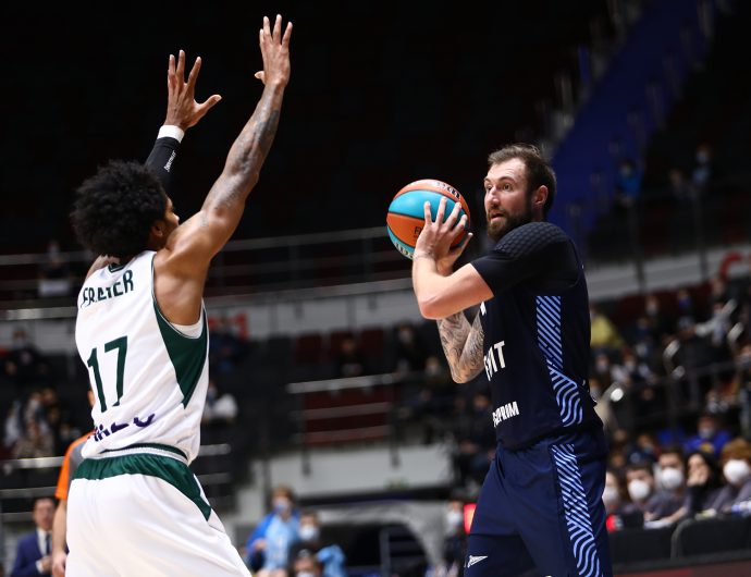 Zenit sets the season high for three-pointers and rises to 2nd place