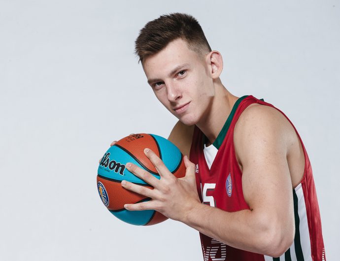 Andrey Martiuk set a season high for rebounds in 1 game