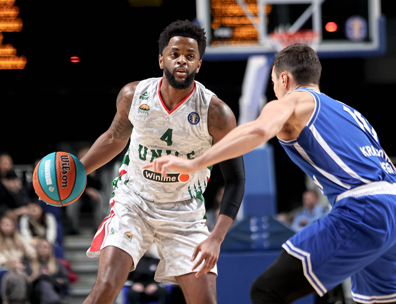 Daryl Macon drops season high in the League