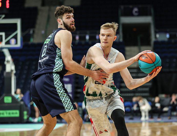 UNICS wins with record score difference in Minsk