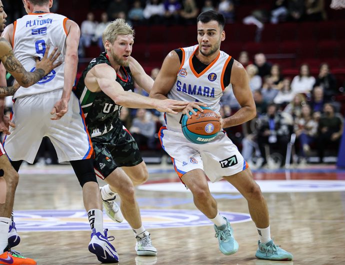 Samara had the first hundred in the season, while UNICS got the first loss