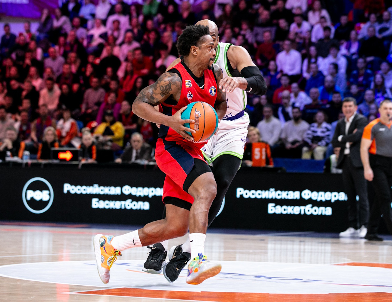 Casper Ware became the key player of the Moscow derby with 22 points and 6 assists