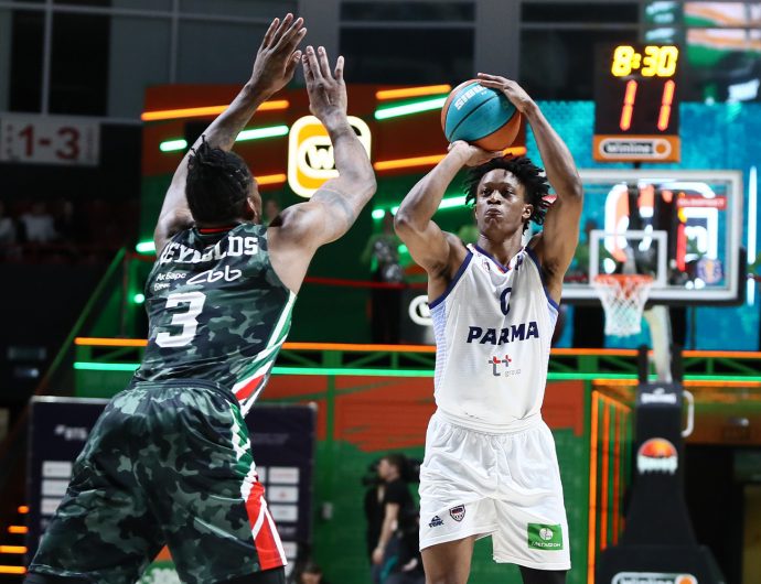 PARMA won the game and the season series against UNICS!