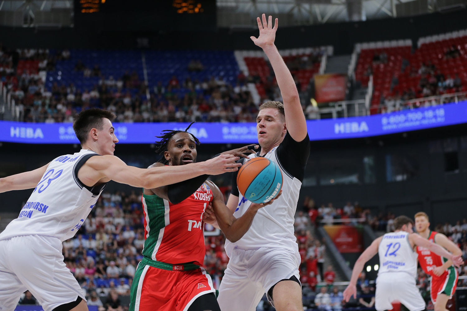 Antonius Cleveland made his debut for Loko in VTB United League