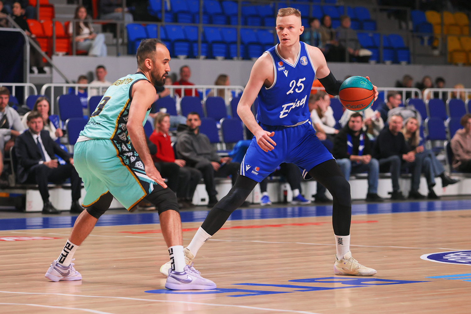 Enisey scores season-high 14 three-pointers and beats Astana