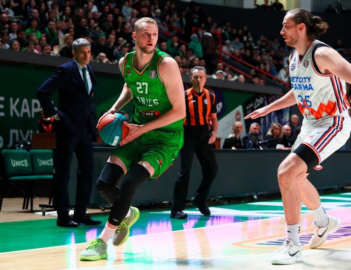 УНИКС начал сезон с крупной победы – есть первая «сотня»!