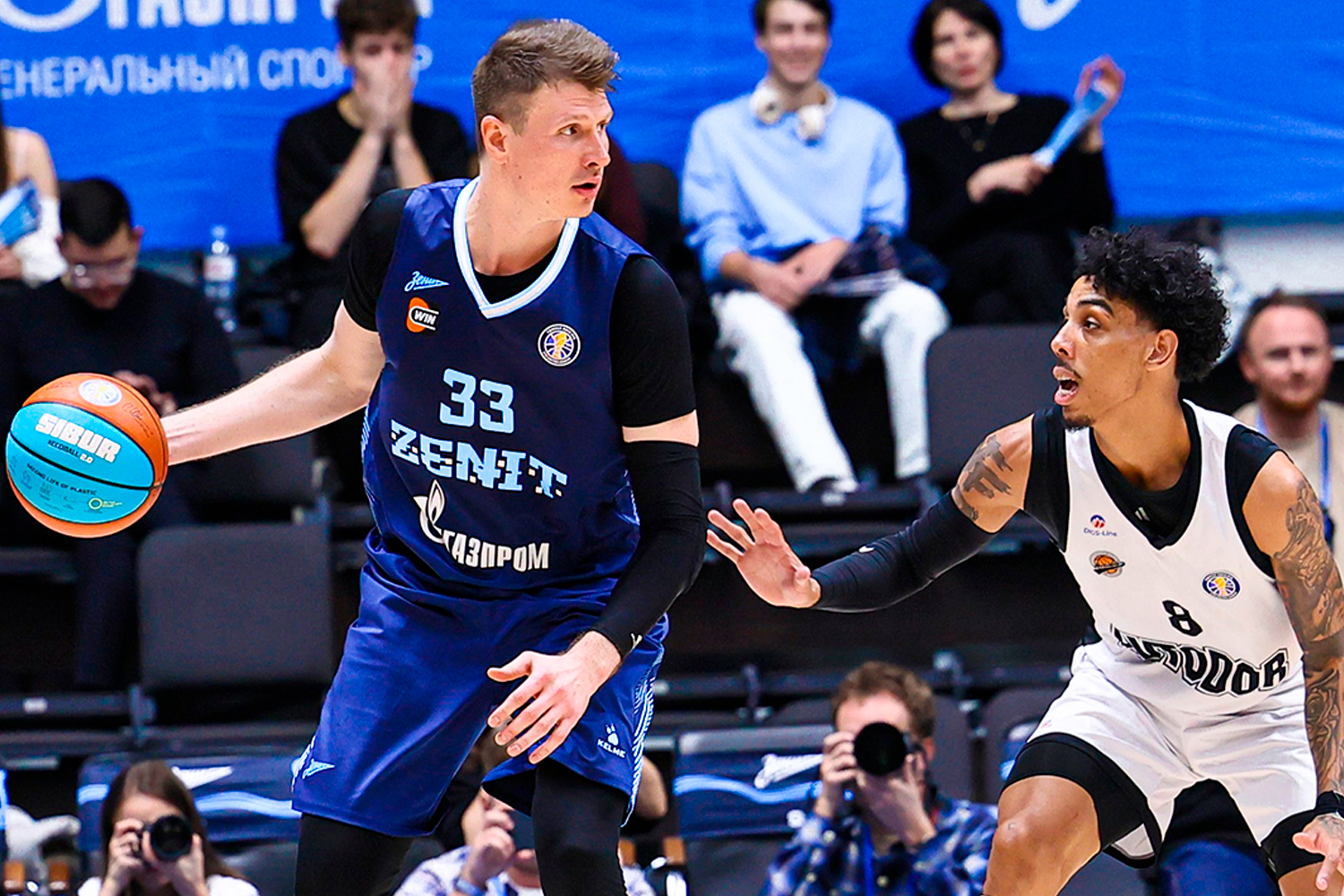 «Зенит» уверенно справился с «Автодором»