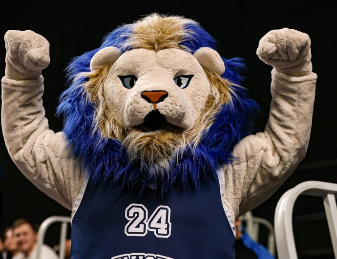 «Енисей» – «Уралмаш». Обзор матча и лучшие моменты