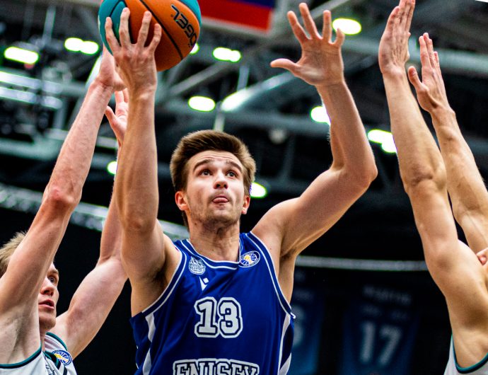 «Пари Нижний Новгород» – «Енисей». Обзор матча и лучшие моменты