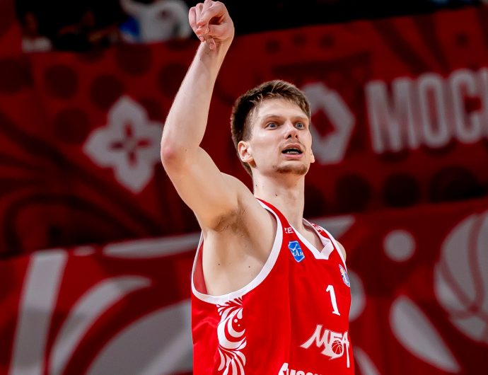 «Треха» Савкова принесла МБА-МАИ победу над «Енисеем»