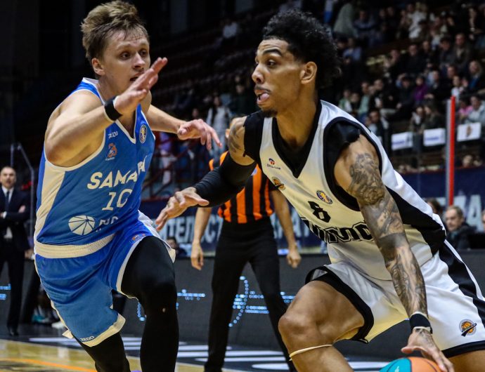 Личный рекорд Михайловского не спас «Самару» от поражения в Саратове