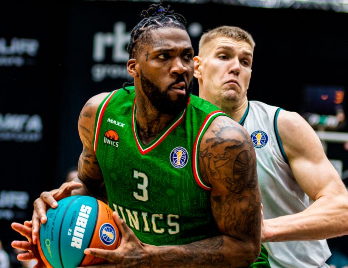 УНИКС вернулся на победный путь в Нижнем