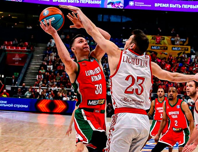 Доминирование на подборе позволило «Локо» обыграть МБА-МАИ
