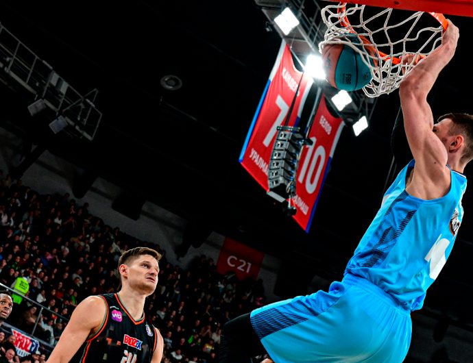 «Зенит» одержал непростую победу в Екатеринбурге