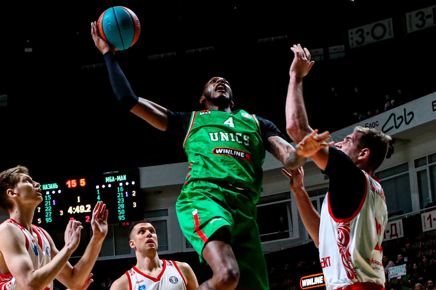 УНИКС продлил серию домашних побед