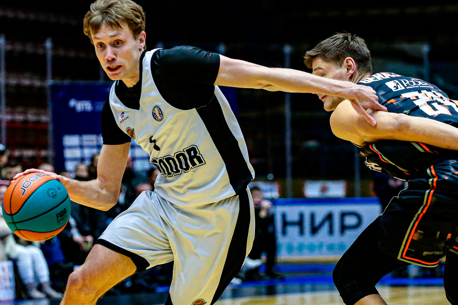 «Автодор» впервые обыграл «Уралмаш» на домашней арене