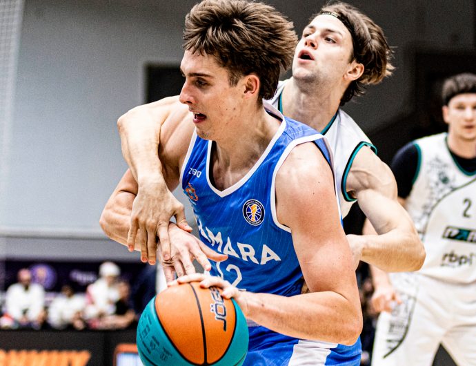 «Самара» одержала первую победу в сезоне