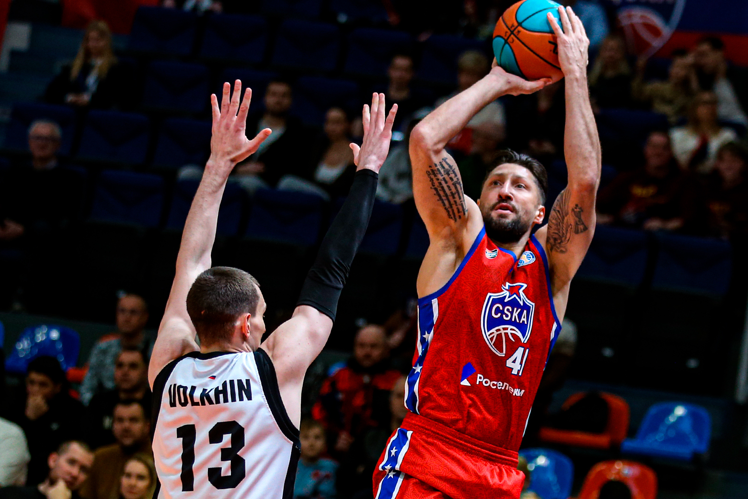 ЦСКА обыграл «Автодор» и вернулся на 1-е место