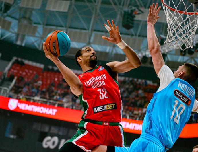 «Локо» выиграл у «Зенита» и поднялся на третье место