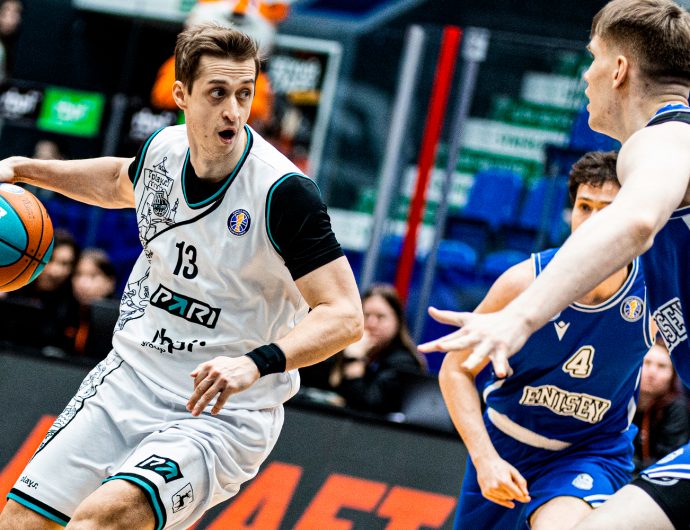 «Пари НН» – «Енисей». Обзор матча и лучшие моменты