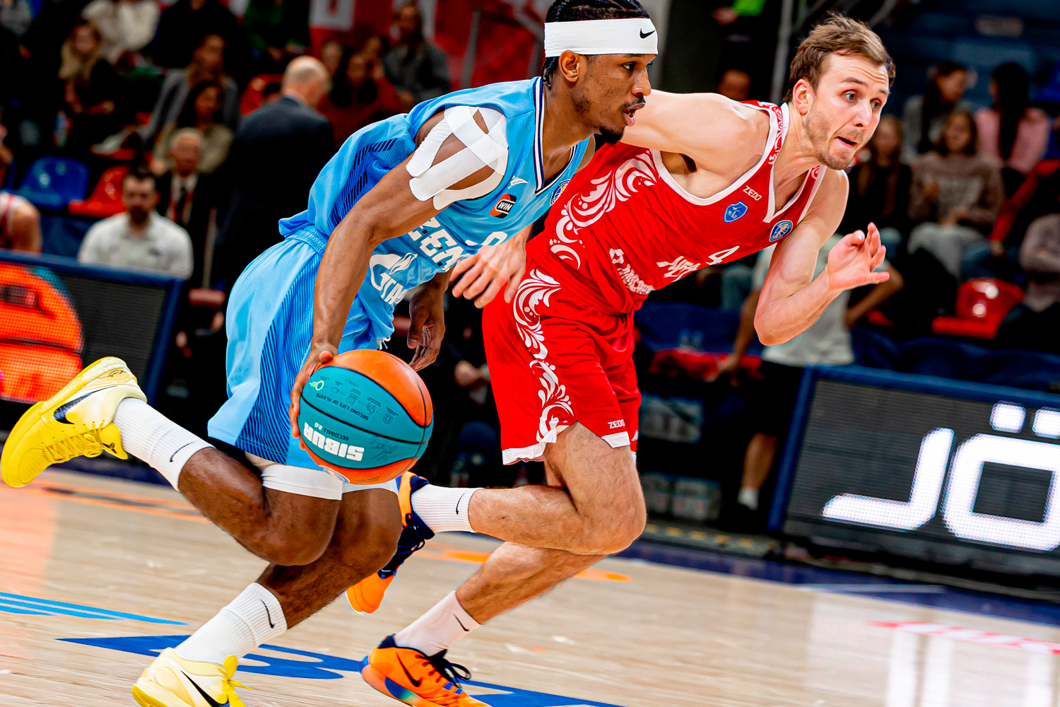 «Зенит» вернулся в Топ-4 после победы над МБА-МАИ