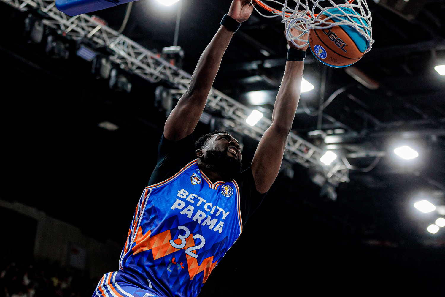 «БЕТСИТИ ПАРМА» – МБА-МАИ. Обзор матча и лучшие моменты