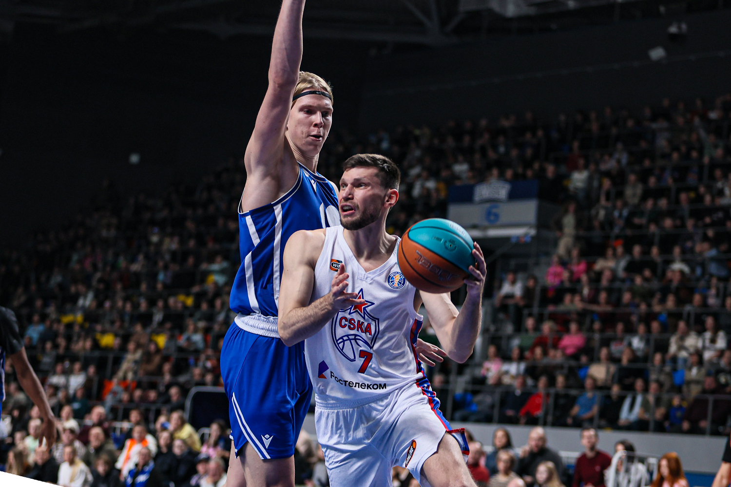 Касаткин вернулся на площадку, ЦСКА победил в Красноярске