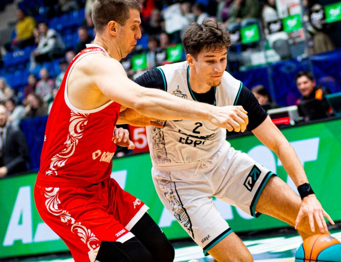 «Пари НН» одержал важную победу над МБА-МАИ