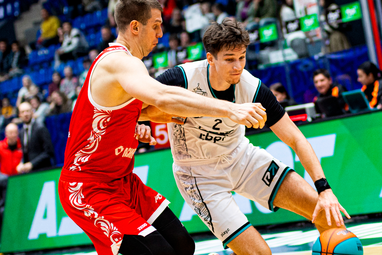 «Пари НН» одержал важную победу над МБА-МАИ