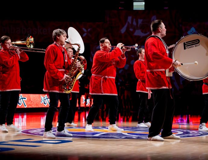 «Енисей» встретится с «Локо», МБА-МАИ примет «БЕТСИТИ ПАРМУ». Превью 11 января.