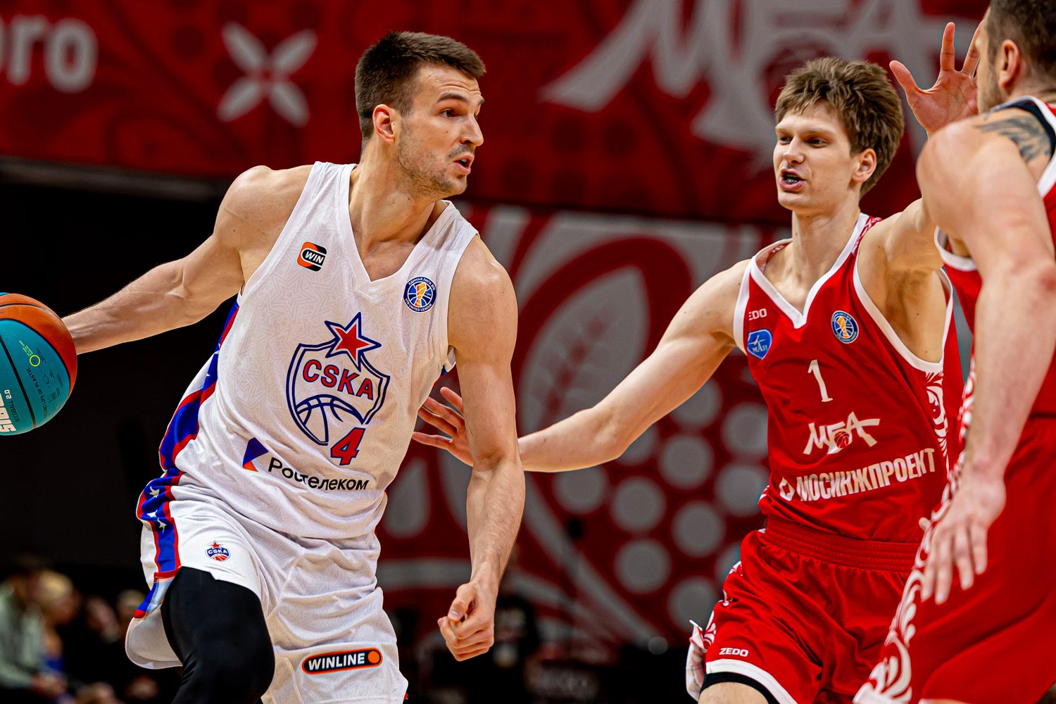 Две «сотни», овертайм и победа ЦСКА в московском дерби