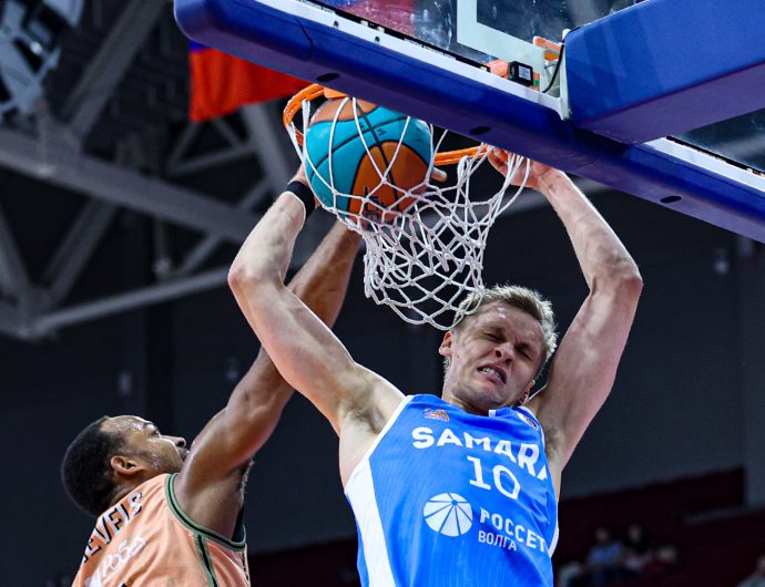 «Самара» – «Уралмаш». Обзор матча и лучшие моменты