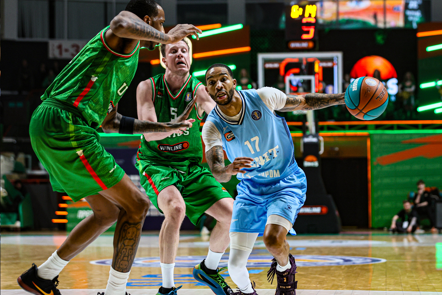 «Зенит» прервал победную серию УНИКСа в Казани