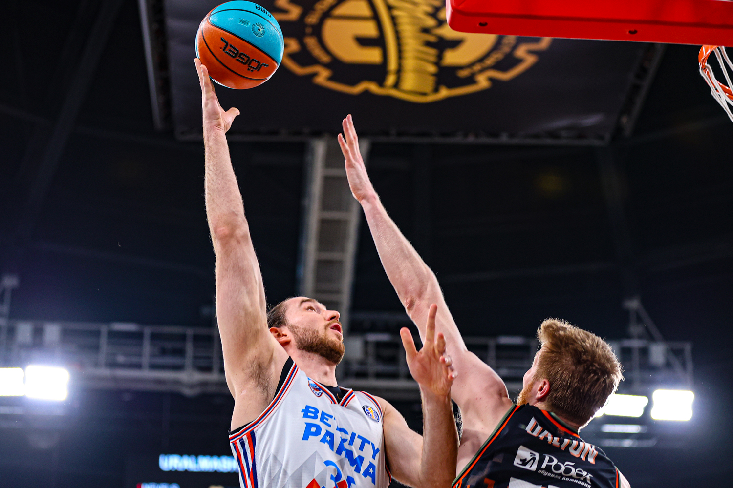 36 очков Джейлена Адамса принесли «ПАРМЕ» победу в уральском дерби