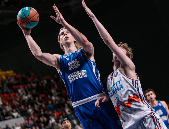 «Енисей» впервые в сезоне обыграл «БЕТСИТИ ПАРМУ»