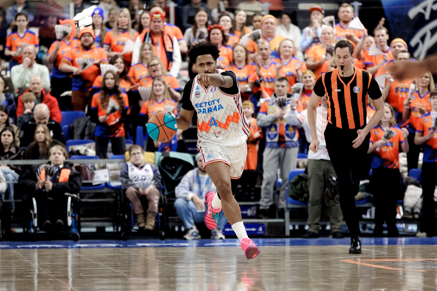 «БЕТСИТИ ПАРМА» встретится с «Енисеем», «Самара» примет «Уралмаш». Превью 4 марта