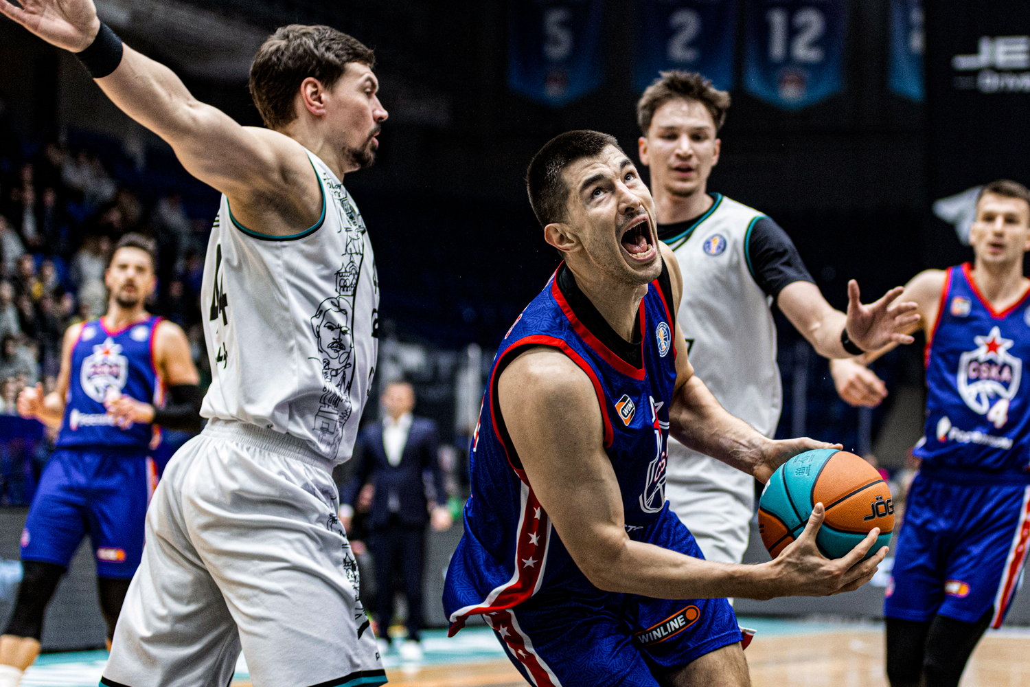 ЦСКА вернулся после паузы и одержал 18-ю победу подряд