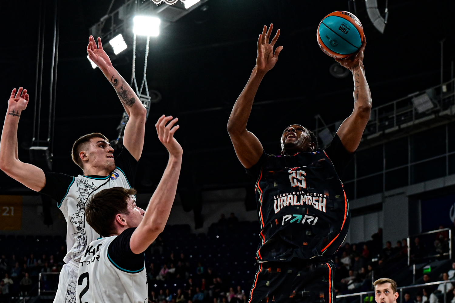 «Уралмаш» – «Пари Нижний Новгород». Обзор матча и лучшие моменты