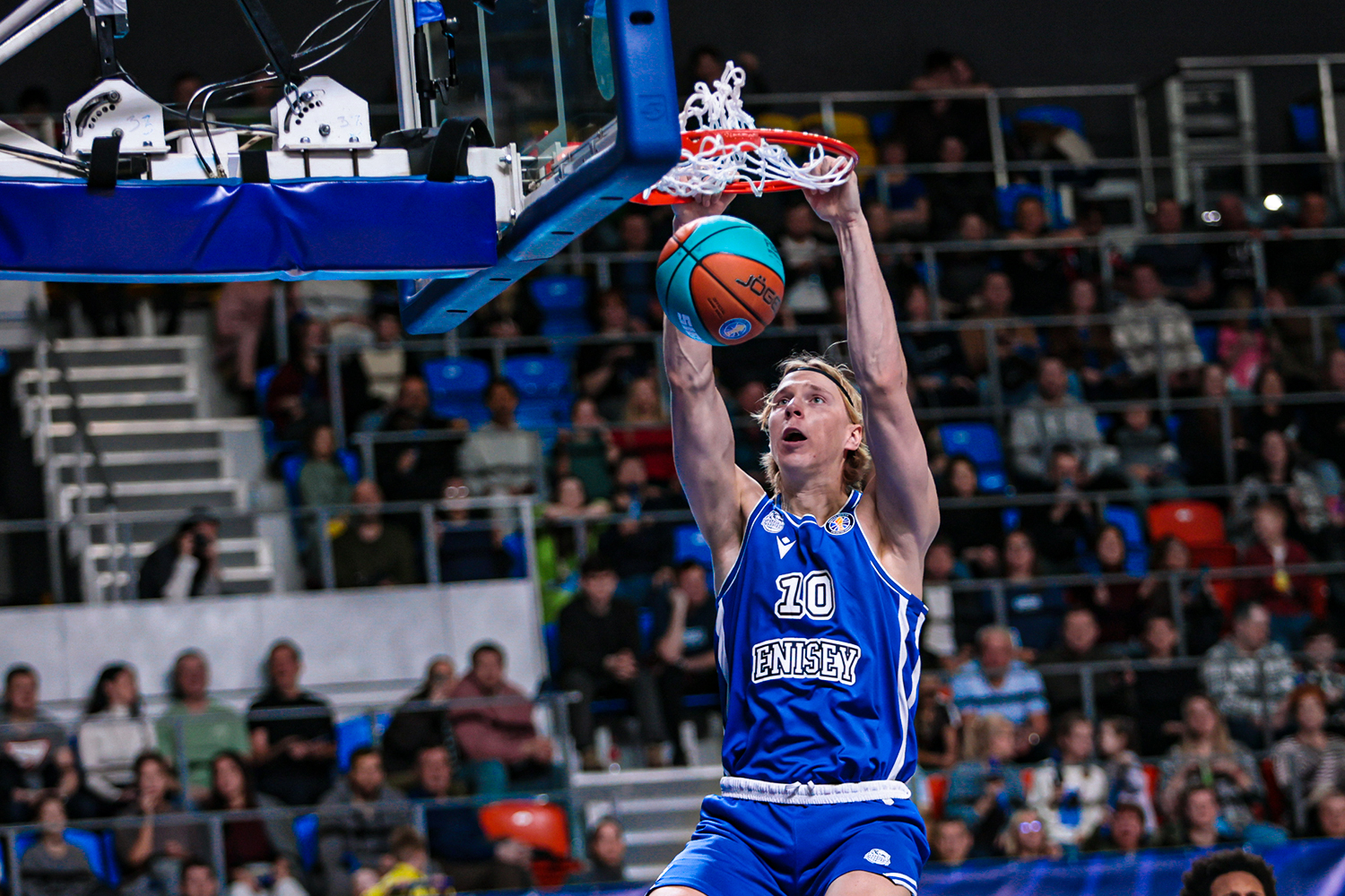 «Енисей» – «БЕТСИТИ ПАРМА». Обзор матча и лучшие моменты