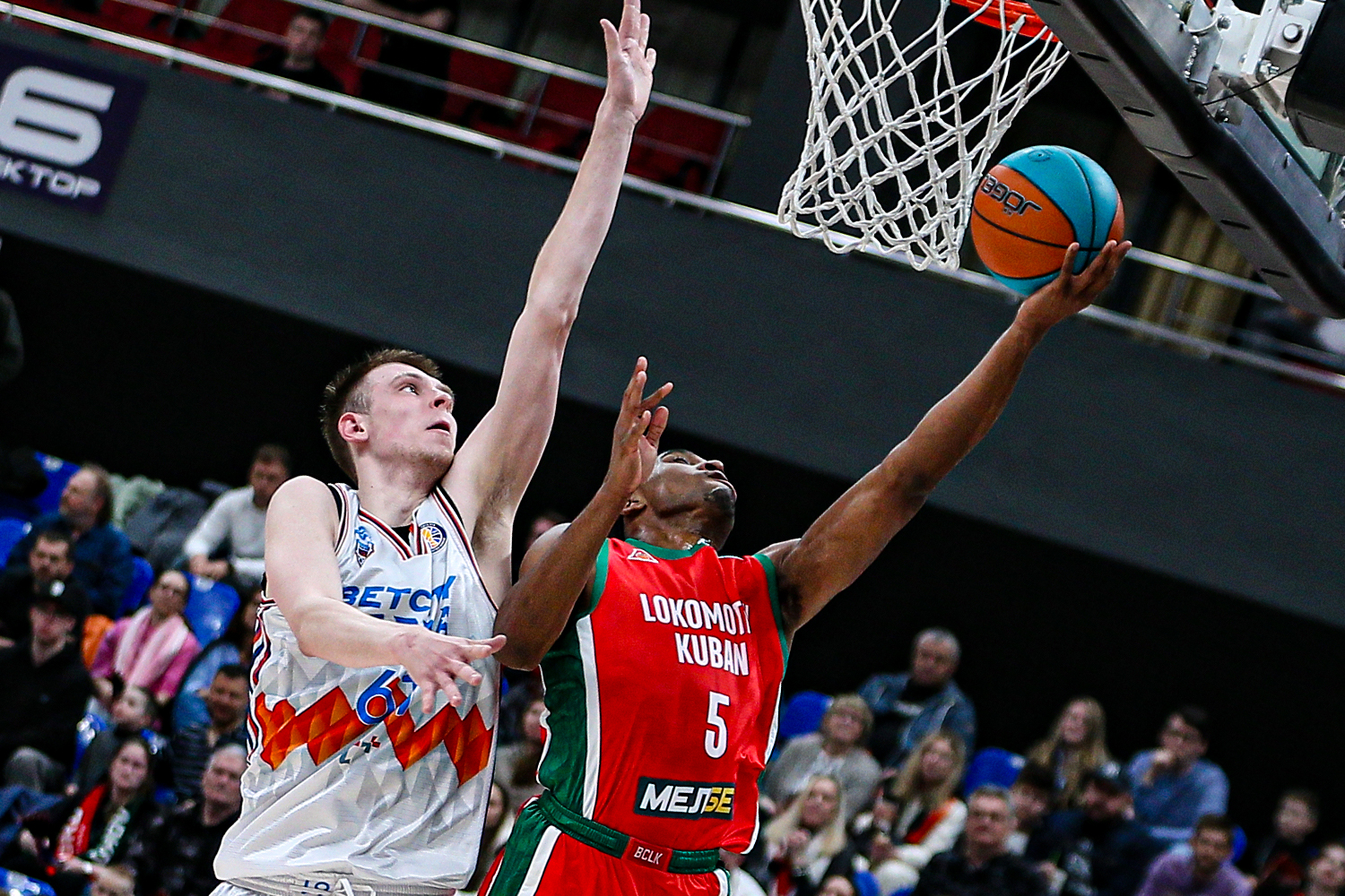 «Локо» обыграл «ПАРМУ» в матче-репетиции плей-офф