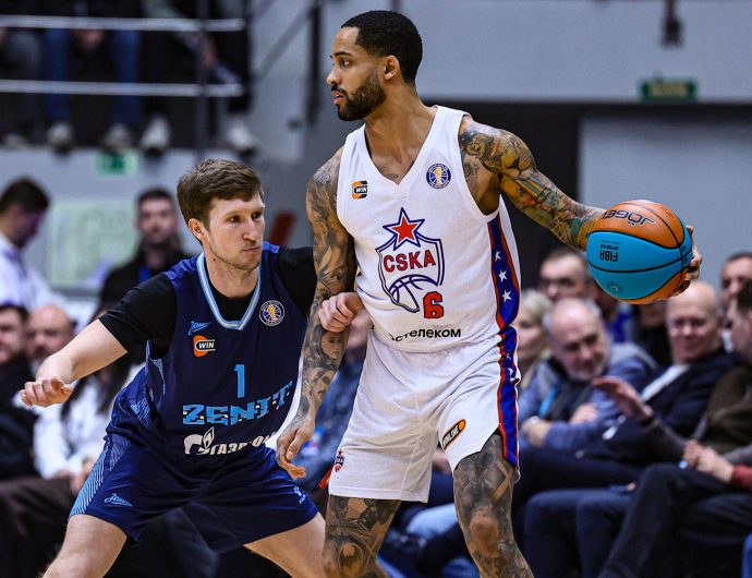 Мощный рывок в концовке не спас «Зенит» от поражения в матче с ЦСКА