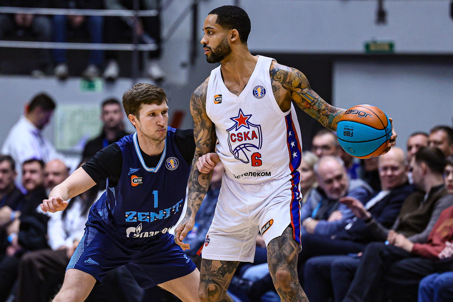 Мощный рывок в концовке не спас «Зенит» от поражения в матче с ЦСКА